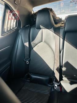 تۆیۆتا کامری